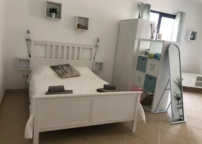 Buganvillas 77
